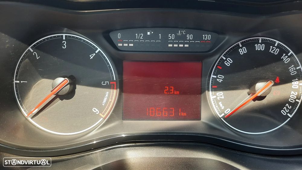Opel Corsa - 8