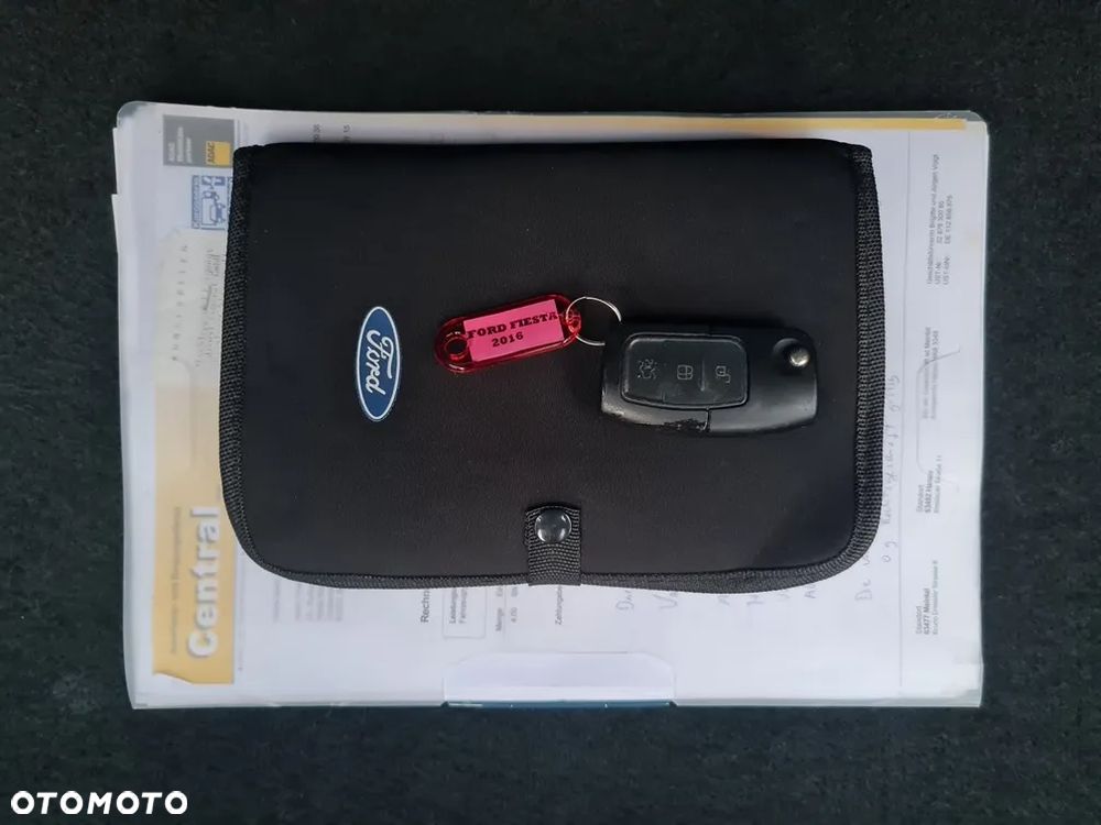 Ford Fiesta 1.25 SYNC Edition - 29