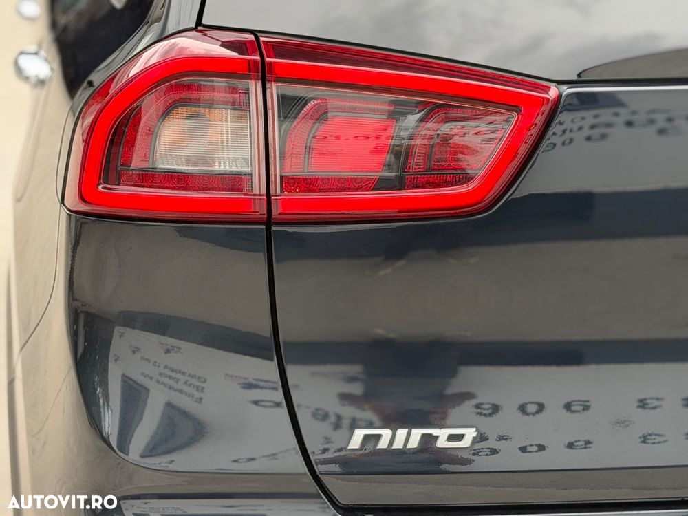 Kia Niro 1.6 GDI 2WD Aut. Spirit - 34
