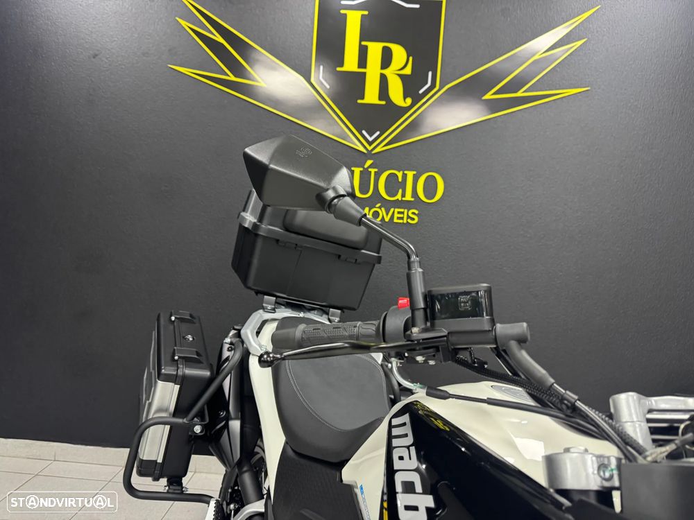 Macbor Montana XR1 125 - 5