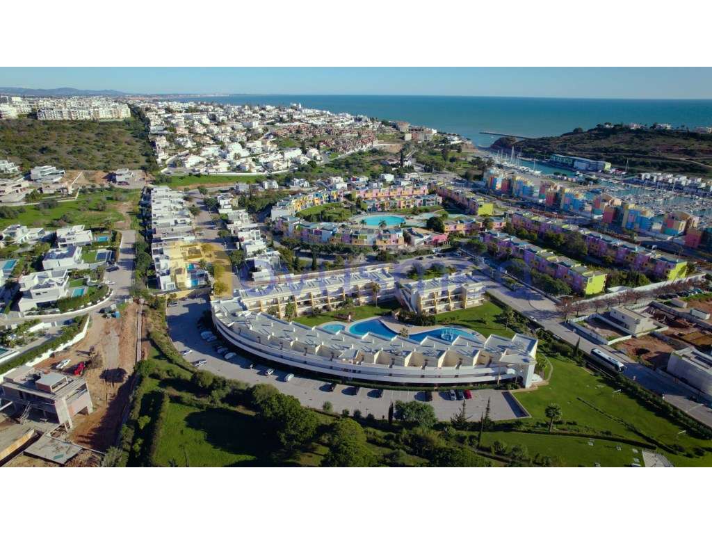 Apartamento T1 em condomínio privado Jardins da Marina - Grande imagem: 2/48