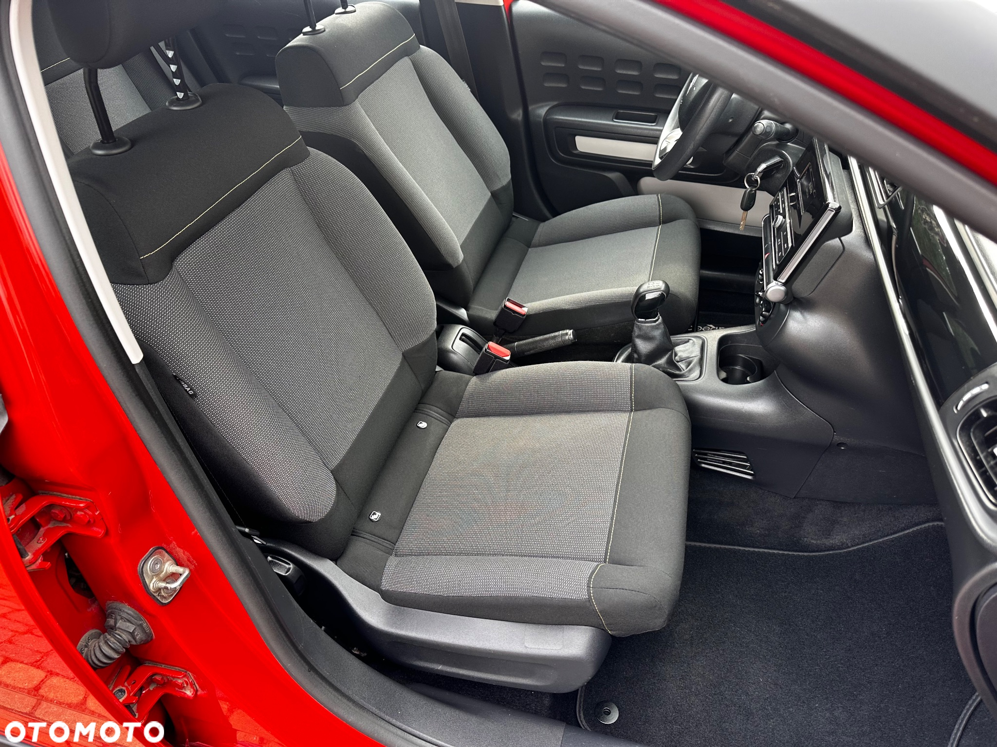 Citroën C3 1.2 PureTech Exclusive - 30