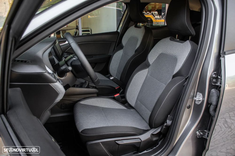 Renault Clio 1.5 Blue dCi Evolution - 27