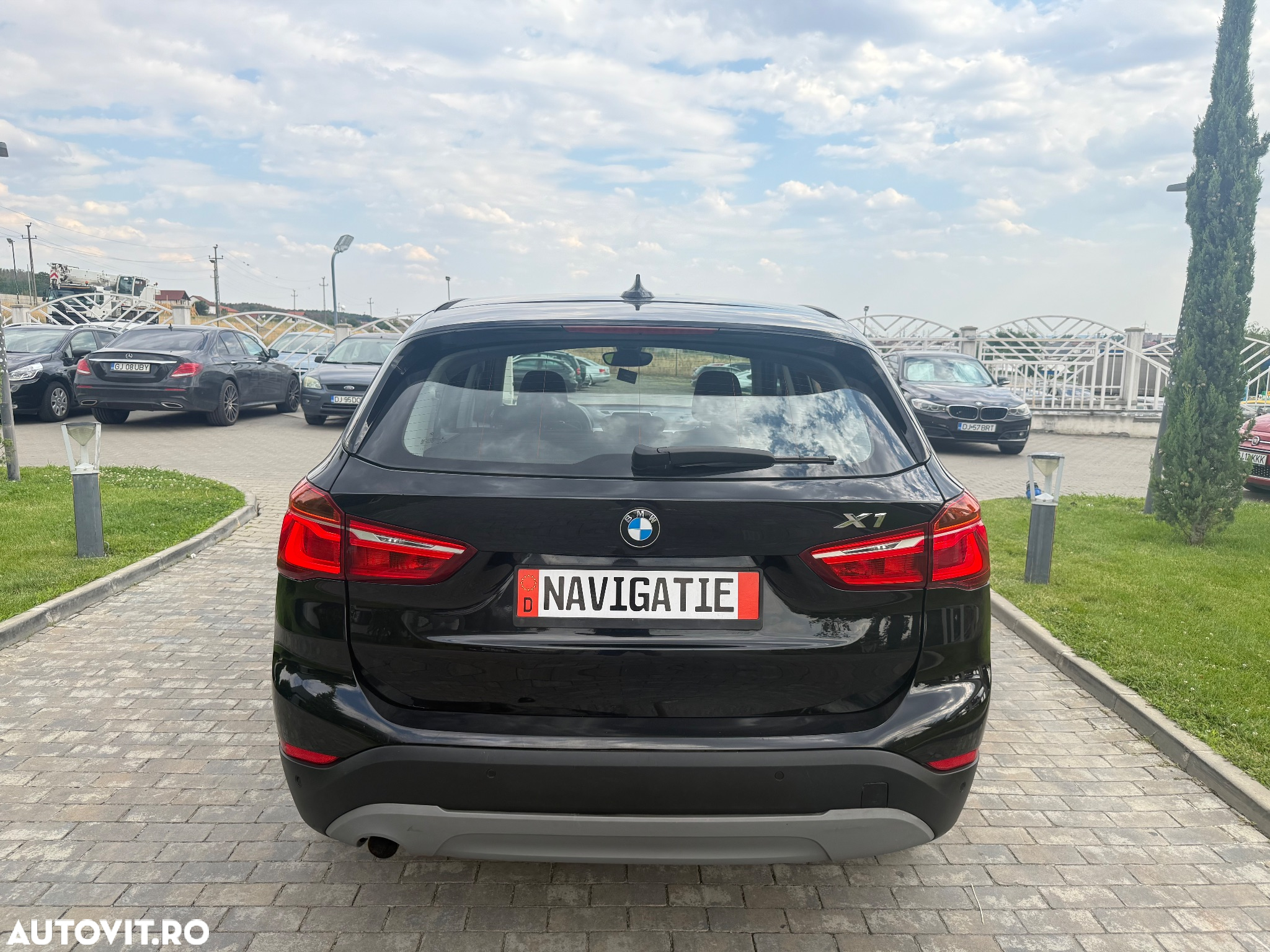 BMW X1 sDrive18d - 8