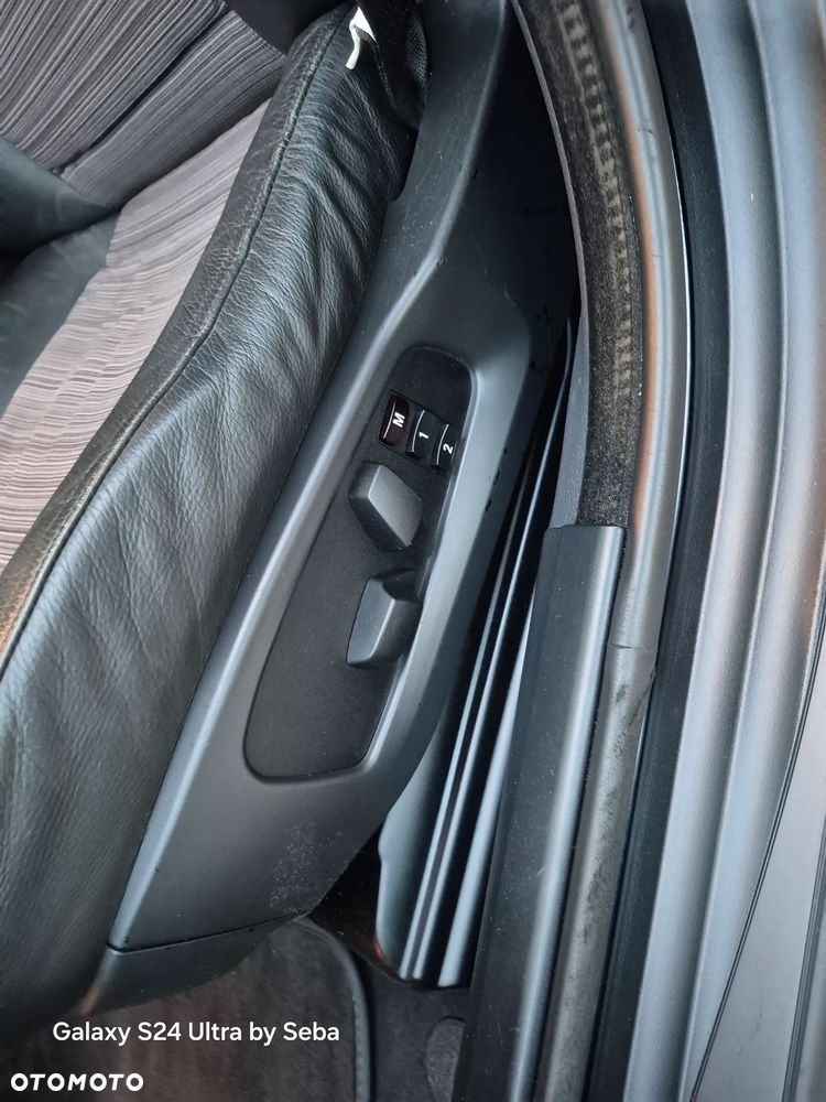 BMW Seria 5 - 12