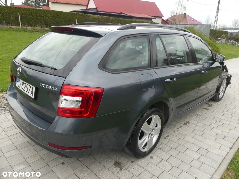 Skoda Octavia 1.6 TDI SCR Style - 9