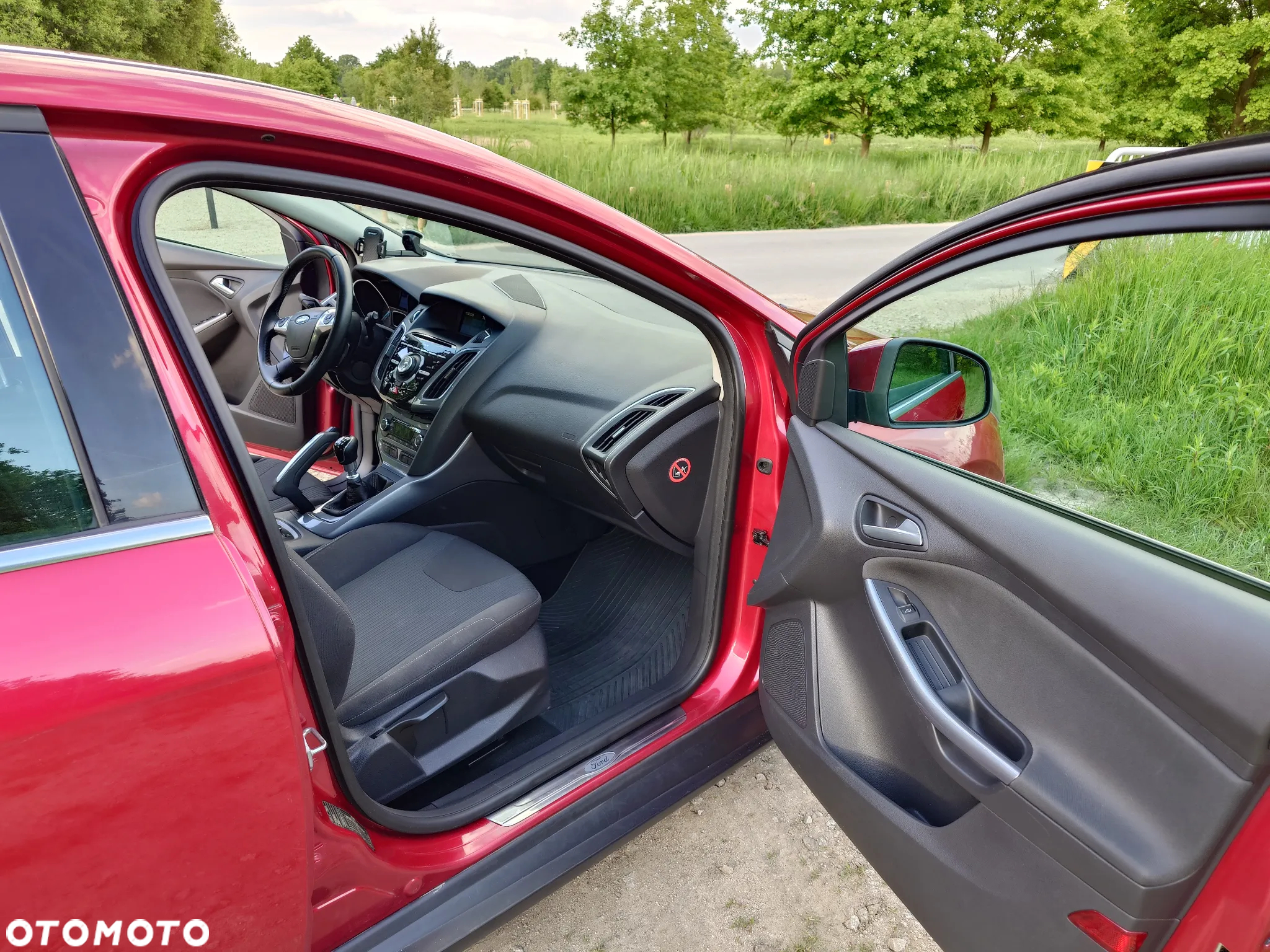 Ford Focus 1.6 EcoBoost Titanium - 16