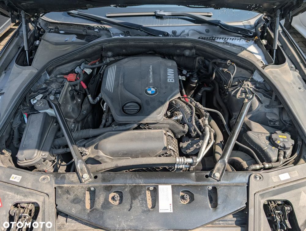 BMW Seria 5 520d - 15