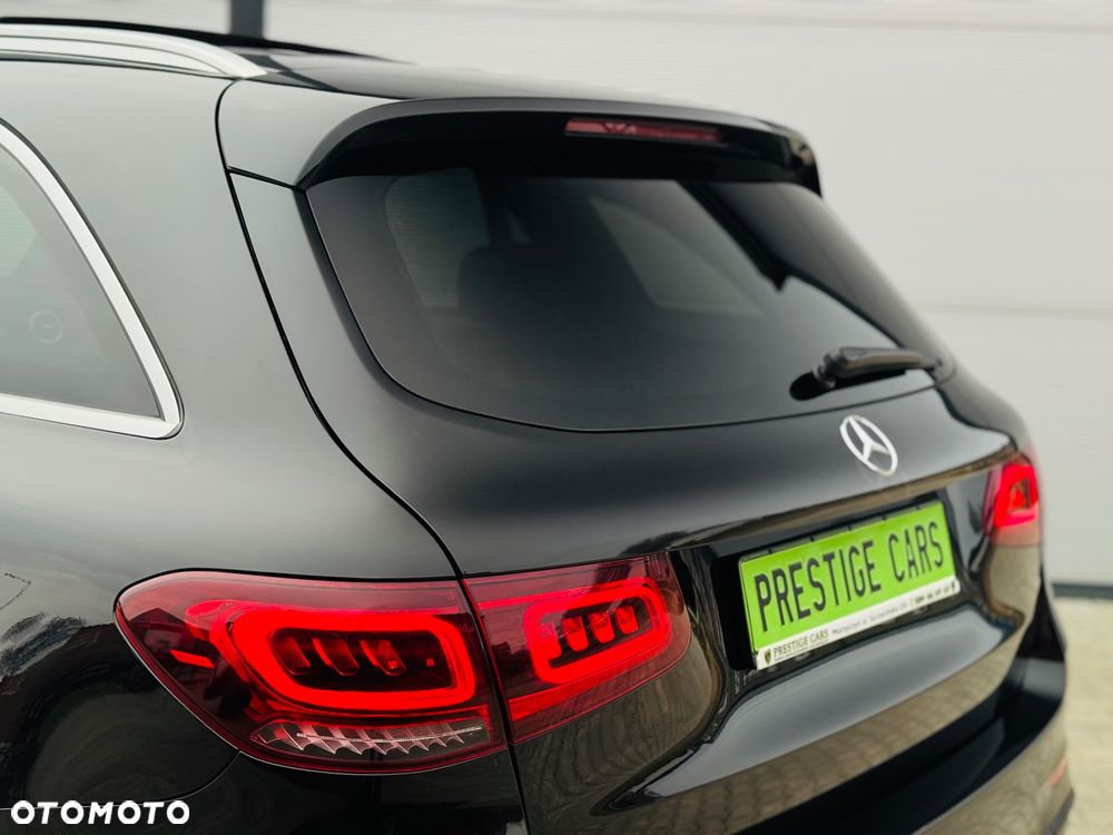 Mercedes-Benz GLC 220 d 4Matic 9G-TRONIC AMG Line - 28