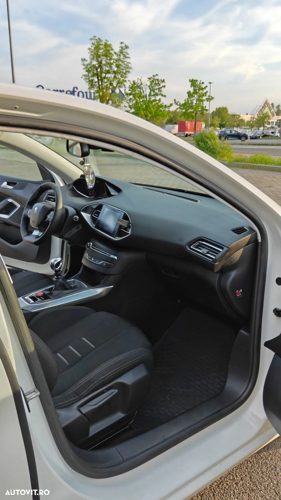 Peugeot 308 1.6 BlueHDi FAP STT Allure - 14