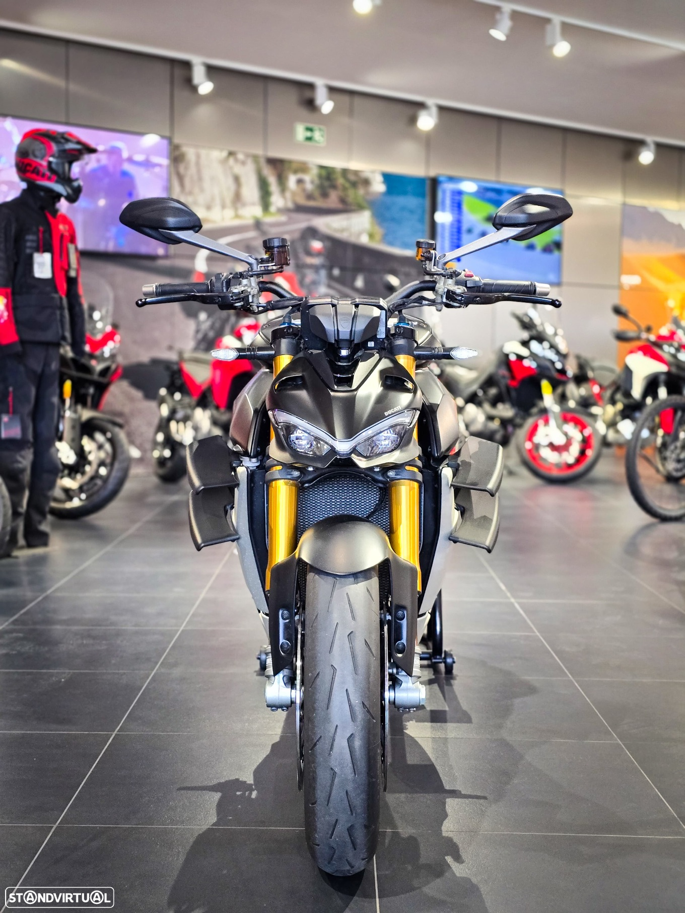 Ducati Streetfighter V4S - 5