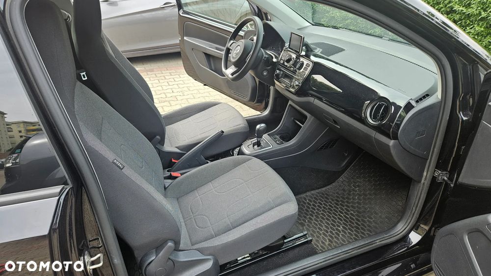 Volkswagen up! 1.0 move - 9
