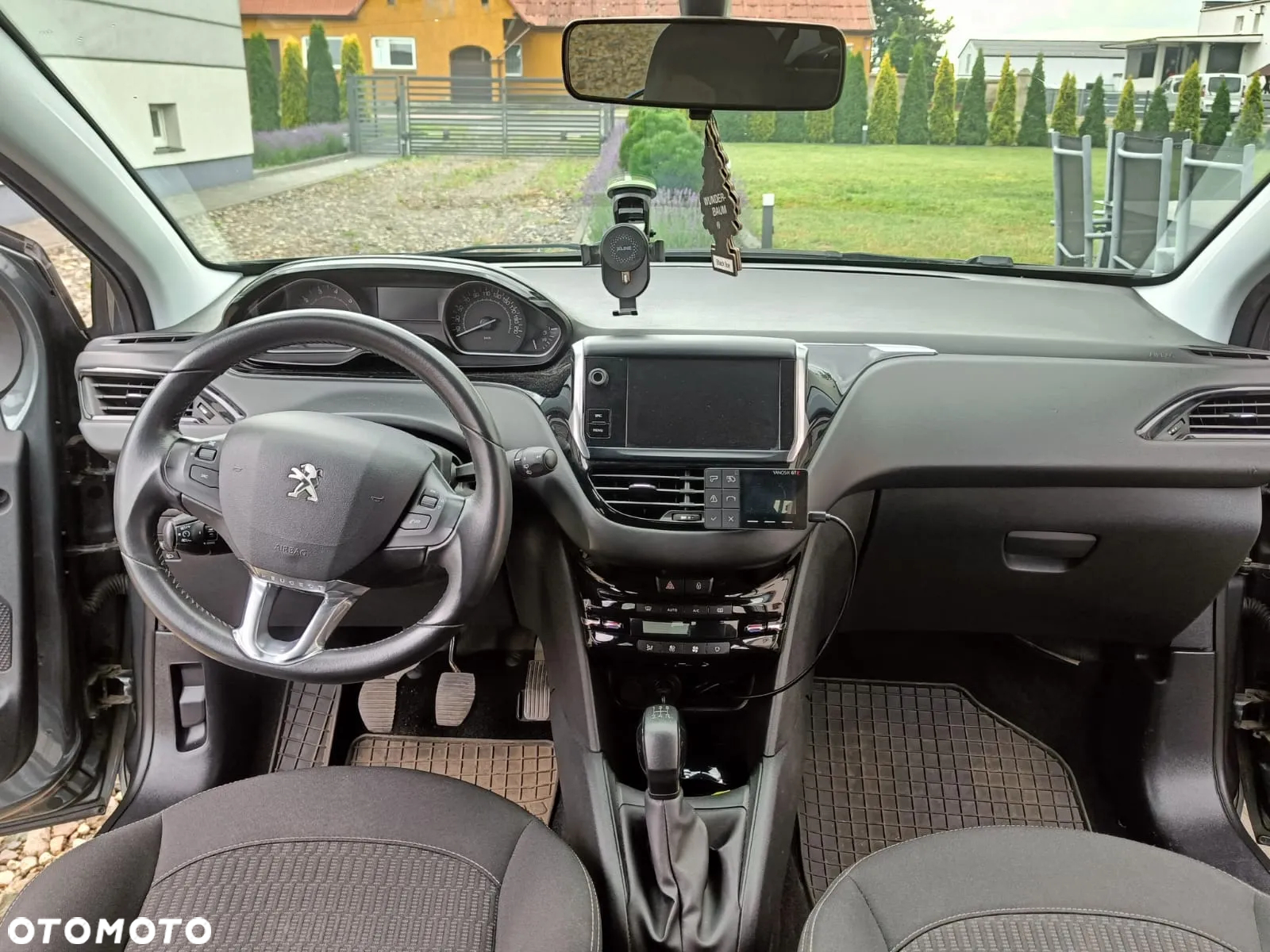 Peugeot 208 1.2 PureTech Allure - 15