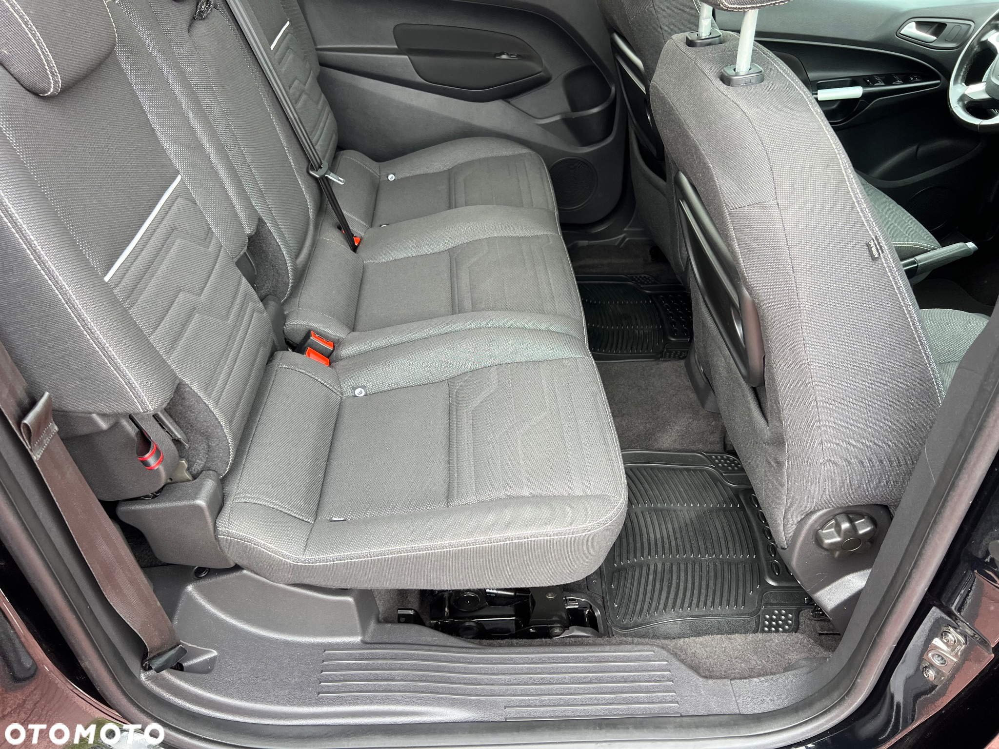 Ford Tourneo Connect 1.5 EcoBlue Start-Stop Titanium - 13
