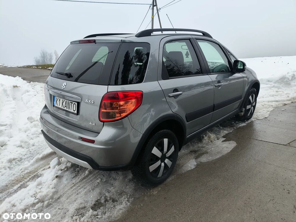 Suzuki SX4 1.6 Premium 4WD - 4