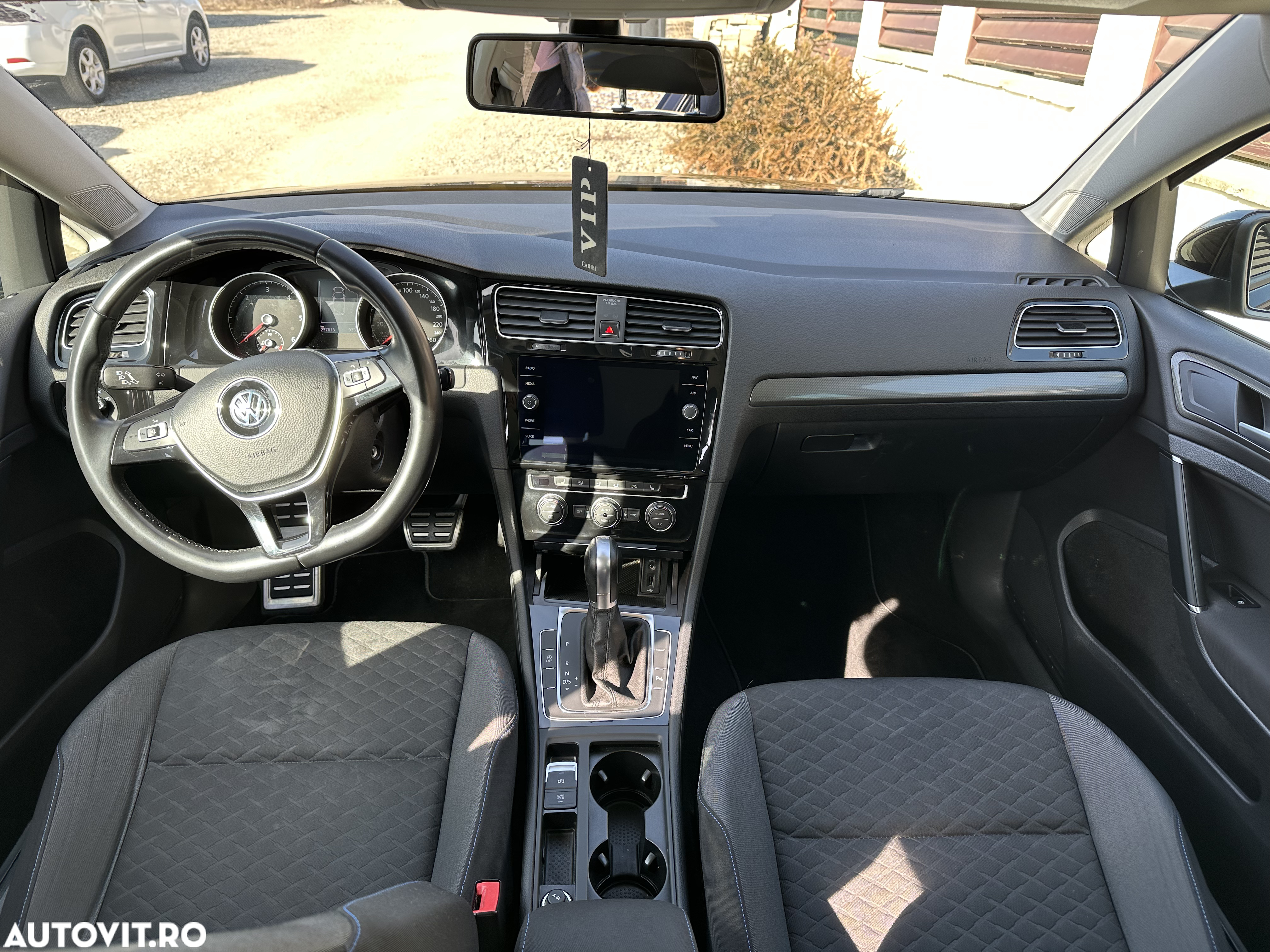 Volkswagen Golf 2.0 TDI DSG Join - 2