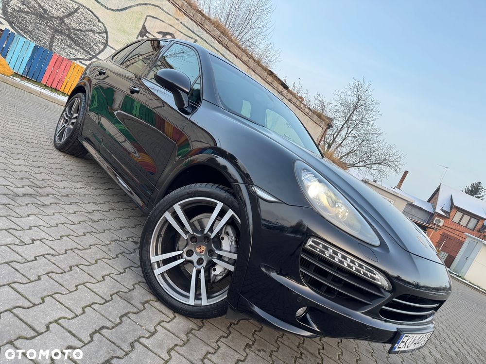 Porsche Cayenne Platinum Edition - 26