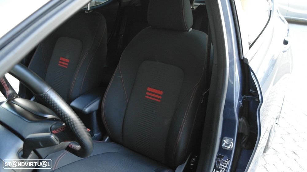 Ford Fiesta 1.0 EcoBoost ST-Line - 34
