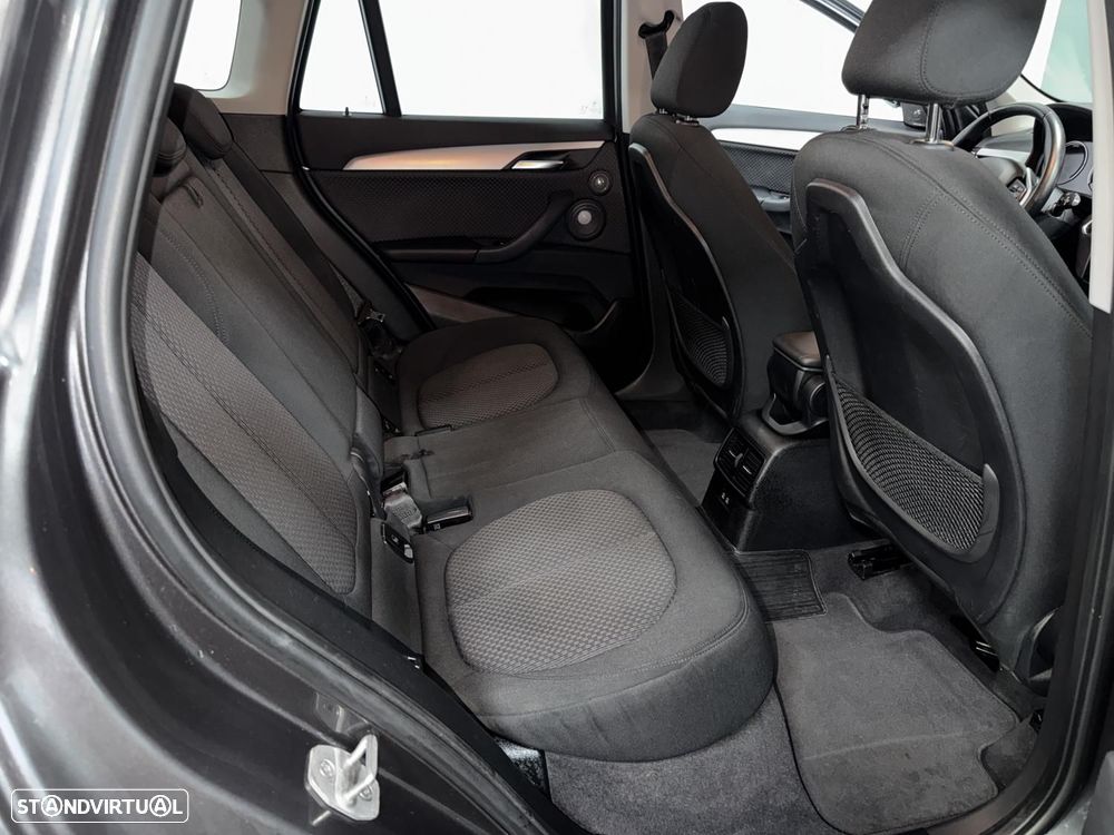 BMW X1 25 e xDrive - 9