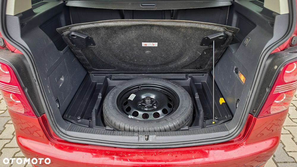 Volkswagen Touran 1.4 TSI DSG Comfortline - 18