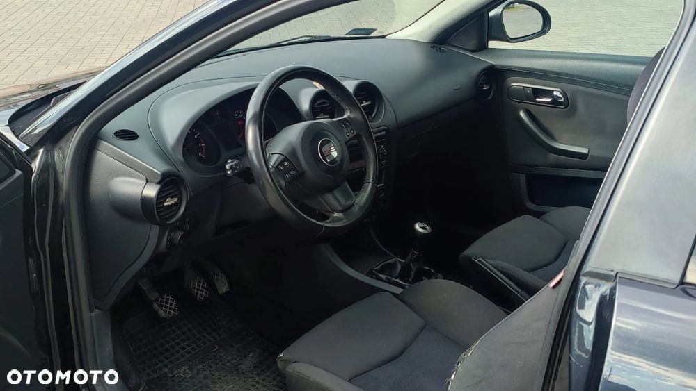 Seat Ibiza 1.4 16V 100 Sport - 19