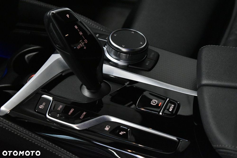 BMW Seria 5 530e xDrive M Sport sport - 18