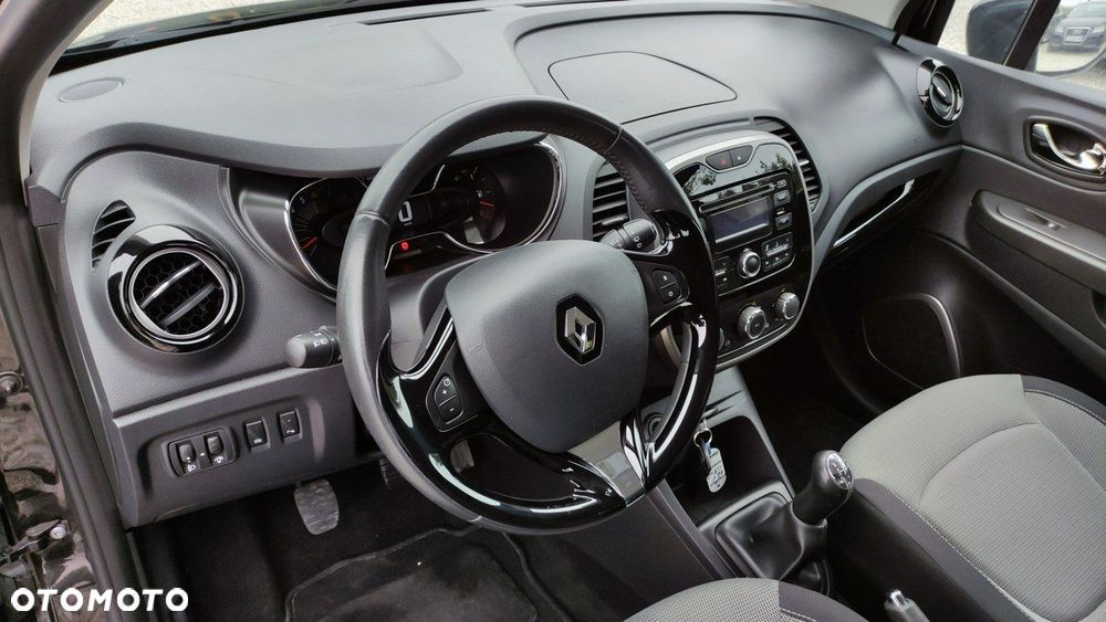 Renault Captur - 32