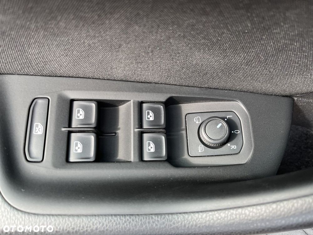Volkswagen Passat Variant - 13