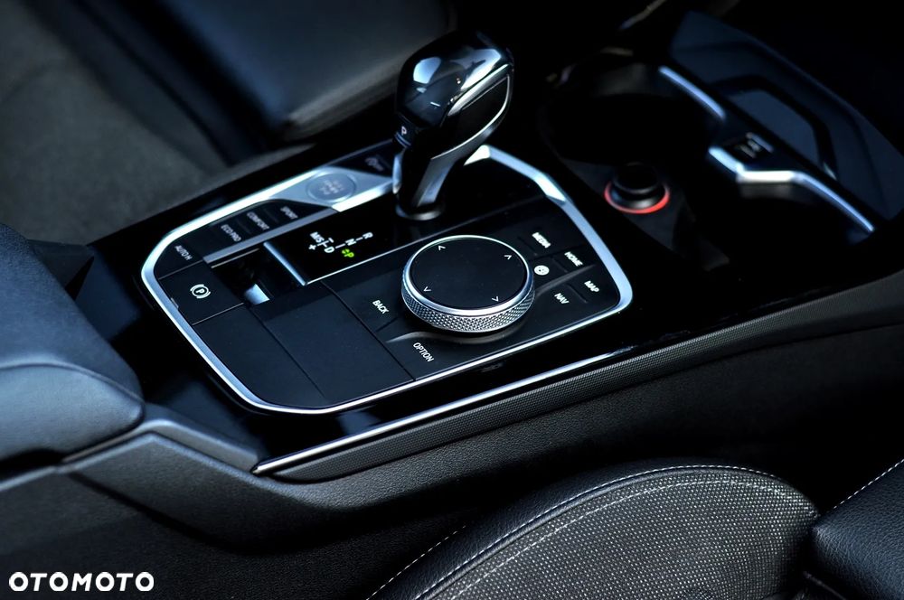 BMW Seria 1 118d Sport Line - 33