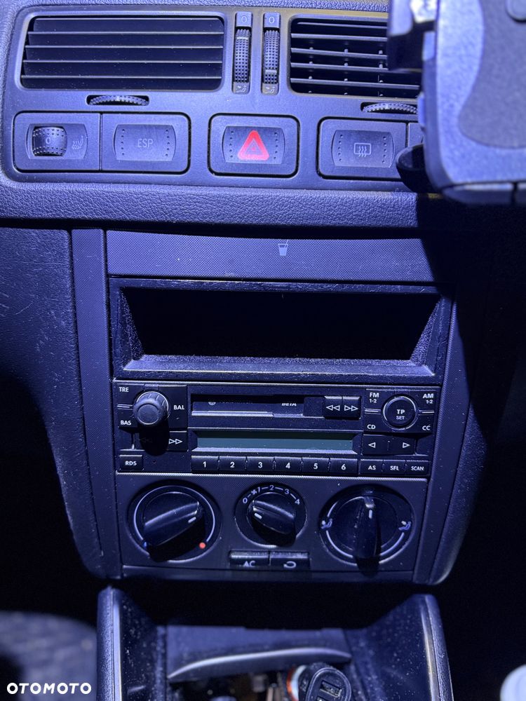 Volkswagen Bora 1.4 Basis - 10