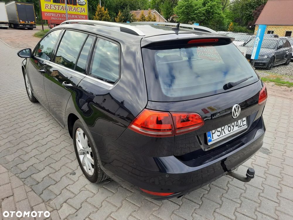 Volkswagen Golf 1.6 TDI DPF Comfortline - 9