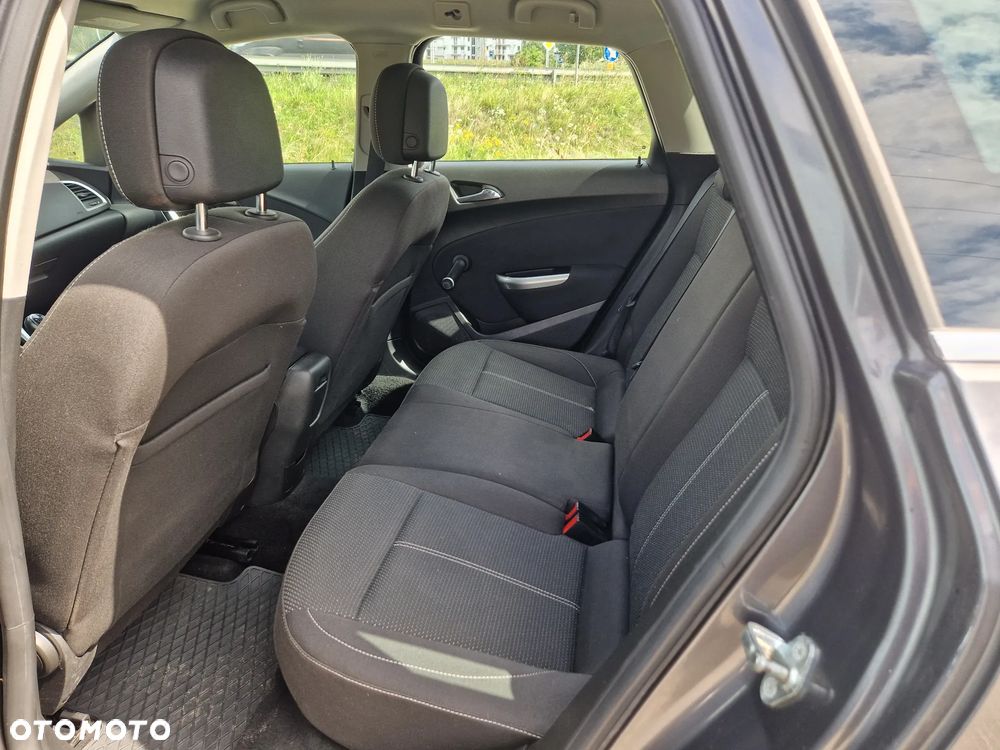 Opel Astra - 18