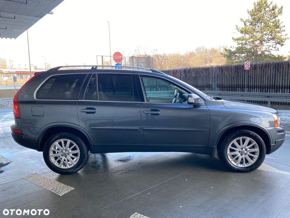 Volvo XC 90 - 3