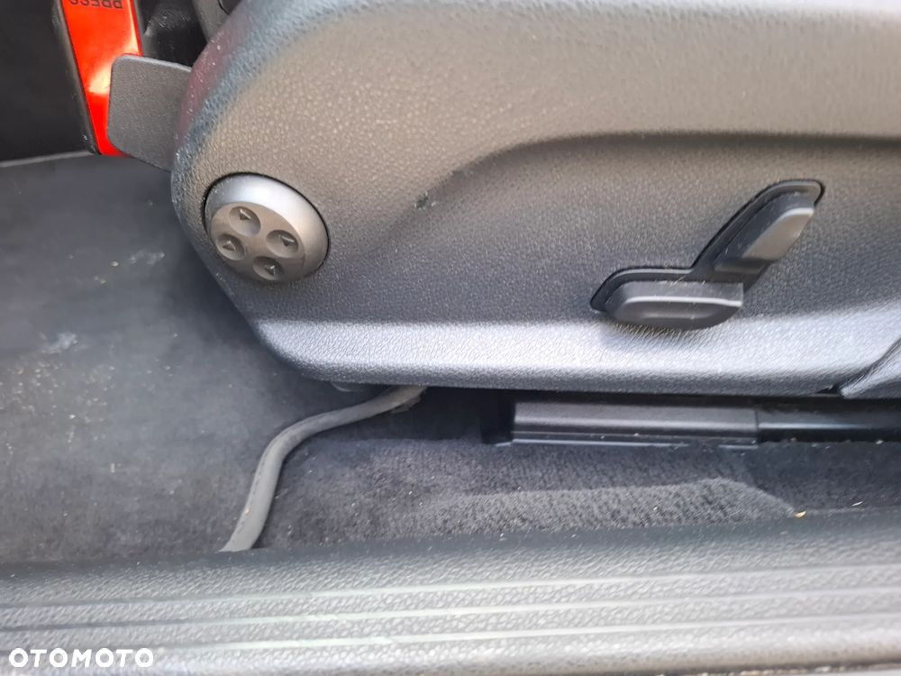 Mercedes-Benz Klasa C - 19