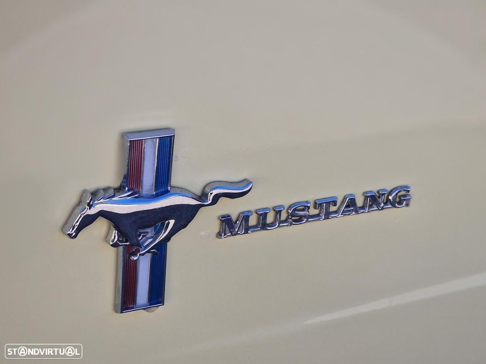 Ford Mustang - 23