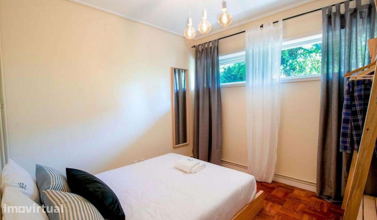 Quarto - localizado em Cedofeita Porto - Grande imagem: 5/8
