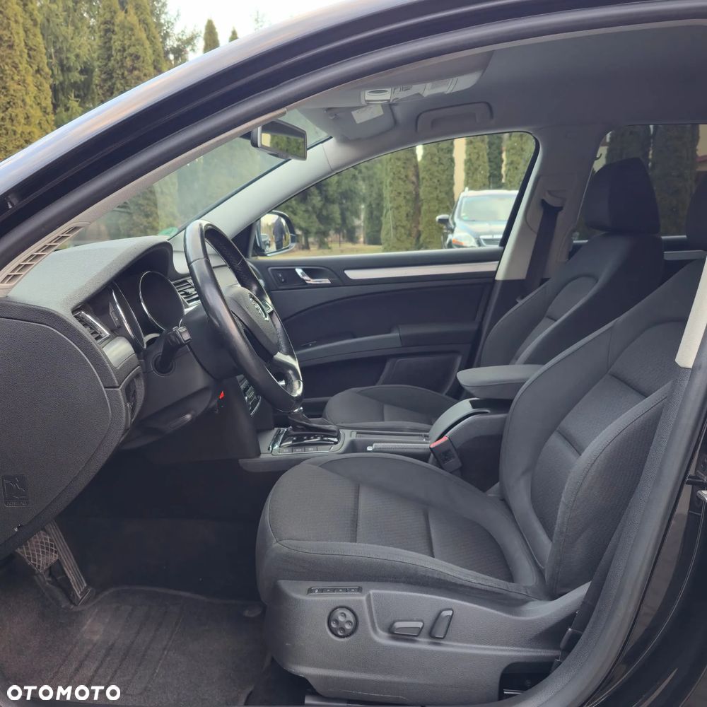 Skoda Superb 2.0 TDI DSG Comfort - 20