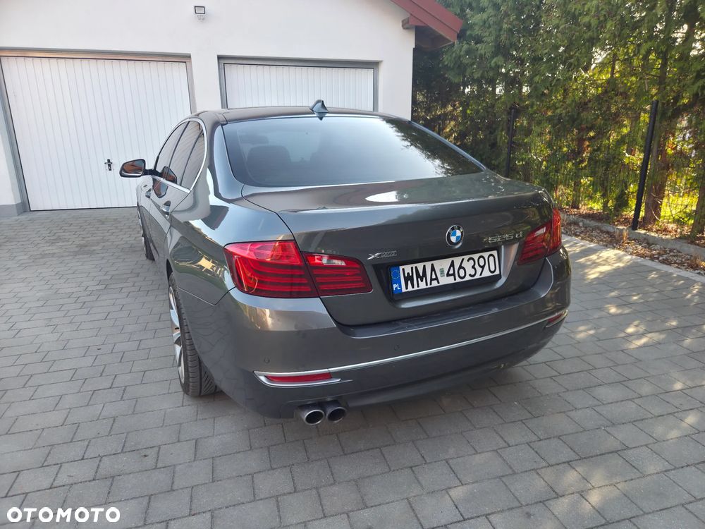 BMW Seria 5 525d xDrive Modern Line - 23