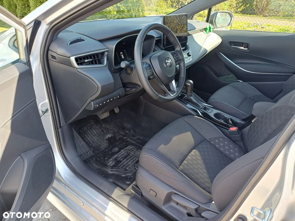 Toyota Corolla 2.0 Hybrid Comfort - 15