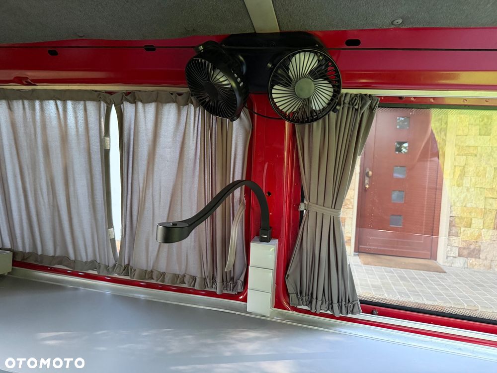 Volkswagen Transporter T4 - 22