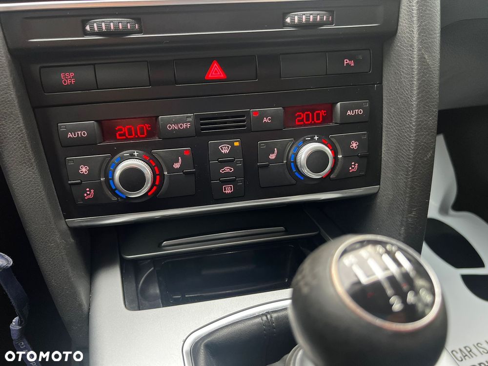 Audi A6 Avant 2.0 TDI - 32