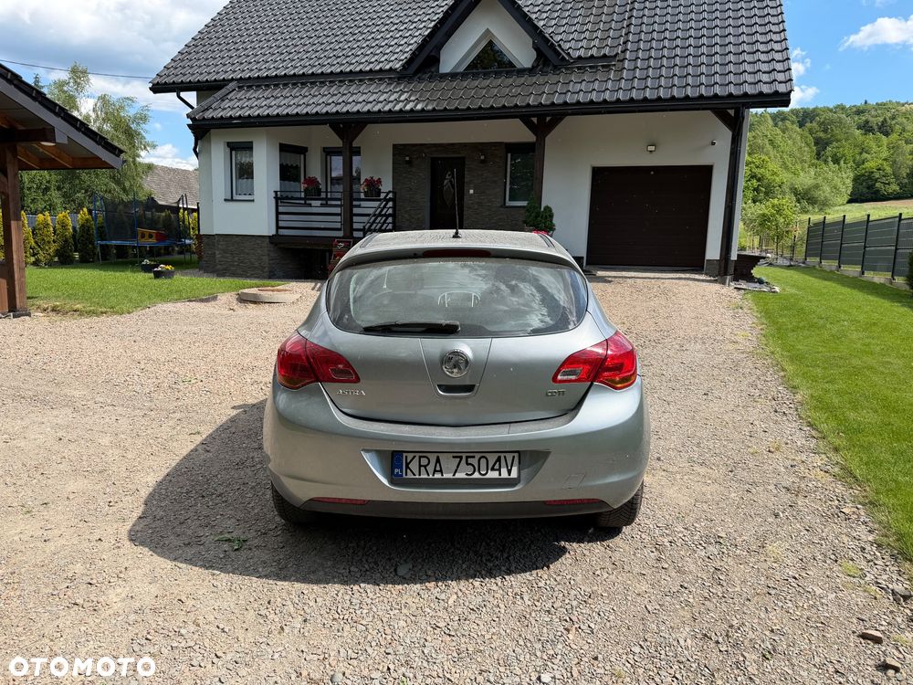 Opel Astra 1.7 CDTI DPF - 4