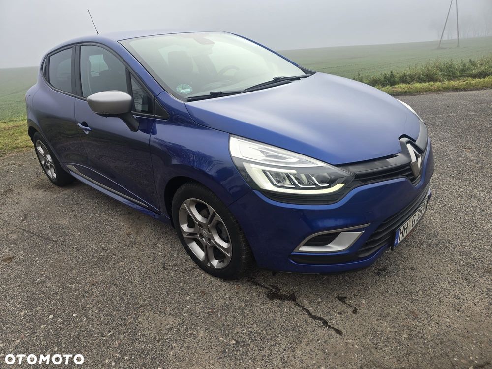 Renault Clio - 6