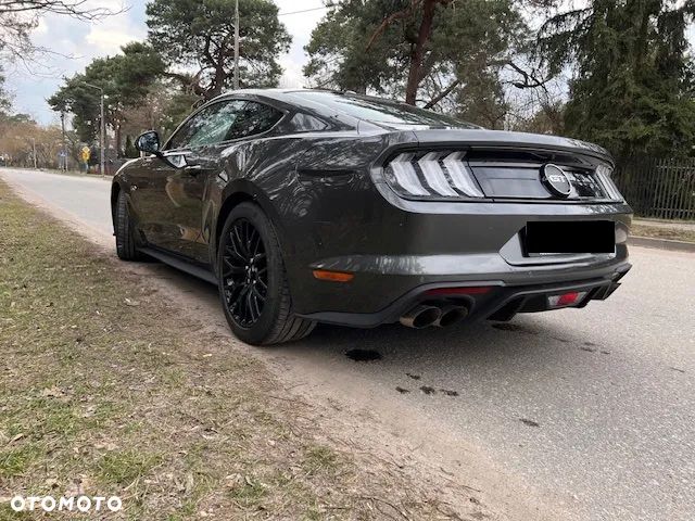 Ford Mustang 5.0 V8 GT - 4