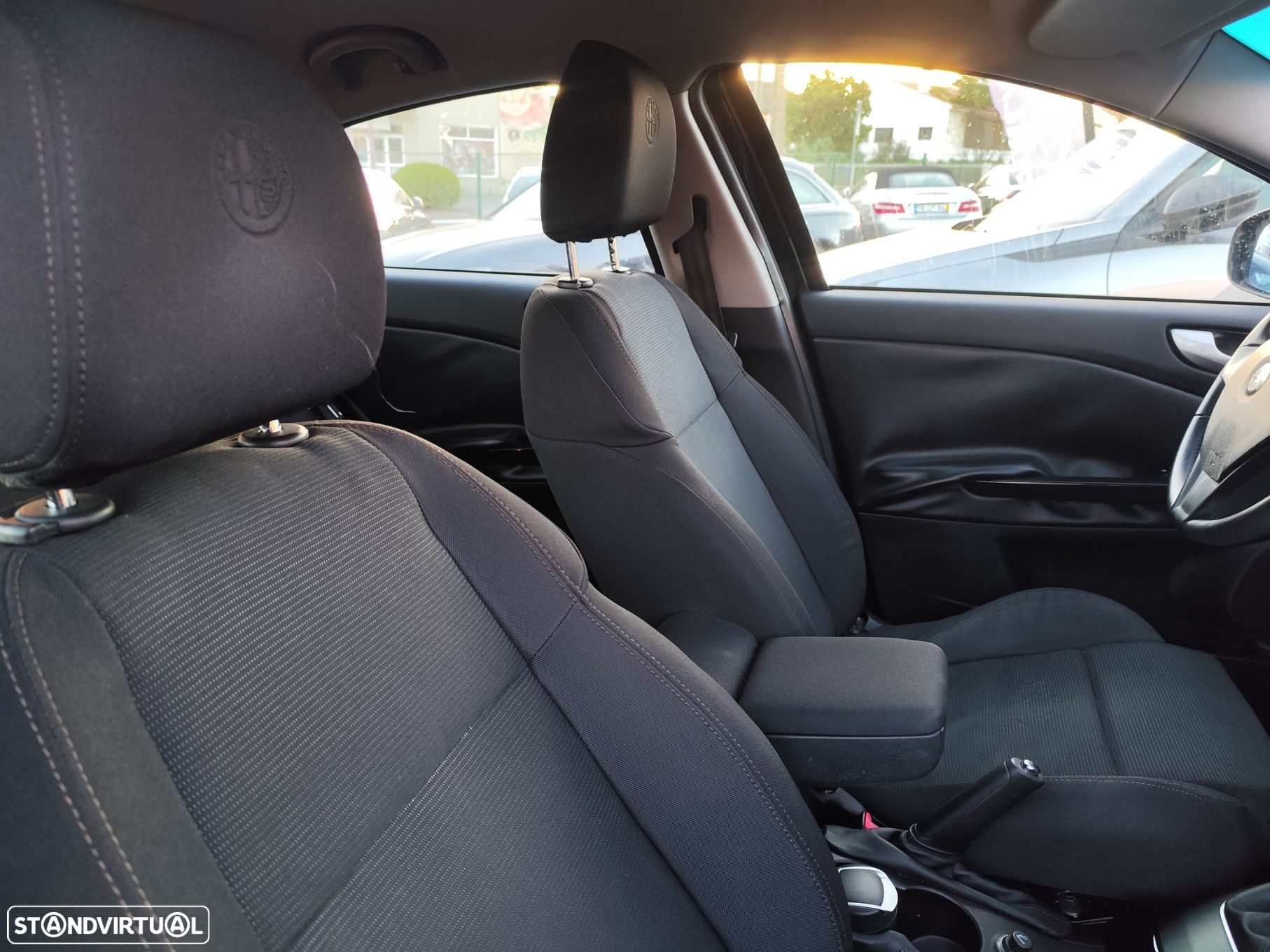 Alfa Romeo Giulietta 1.6 JTDm Corporate - 12