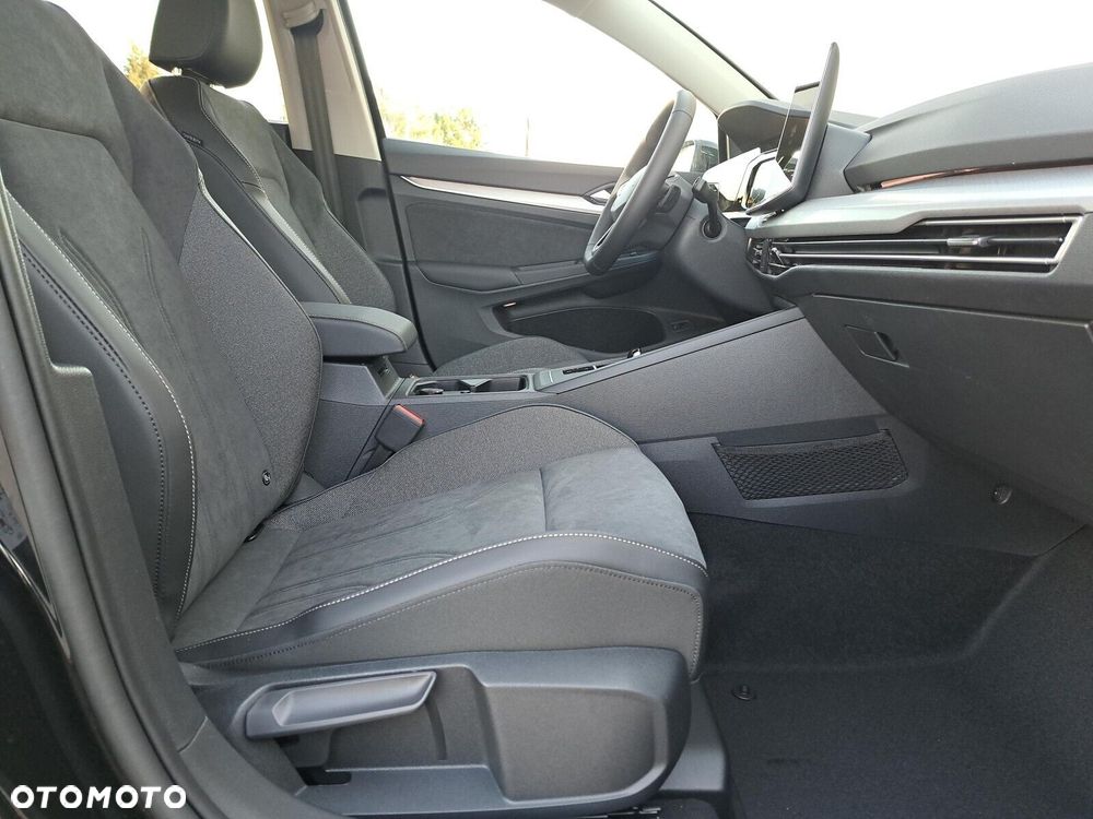 Volkswagen Golf Variant - 22