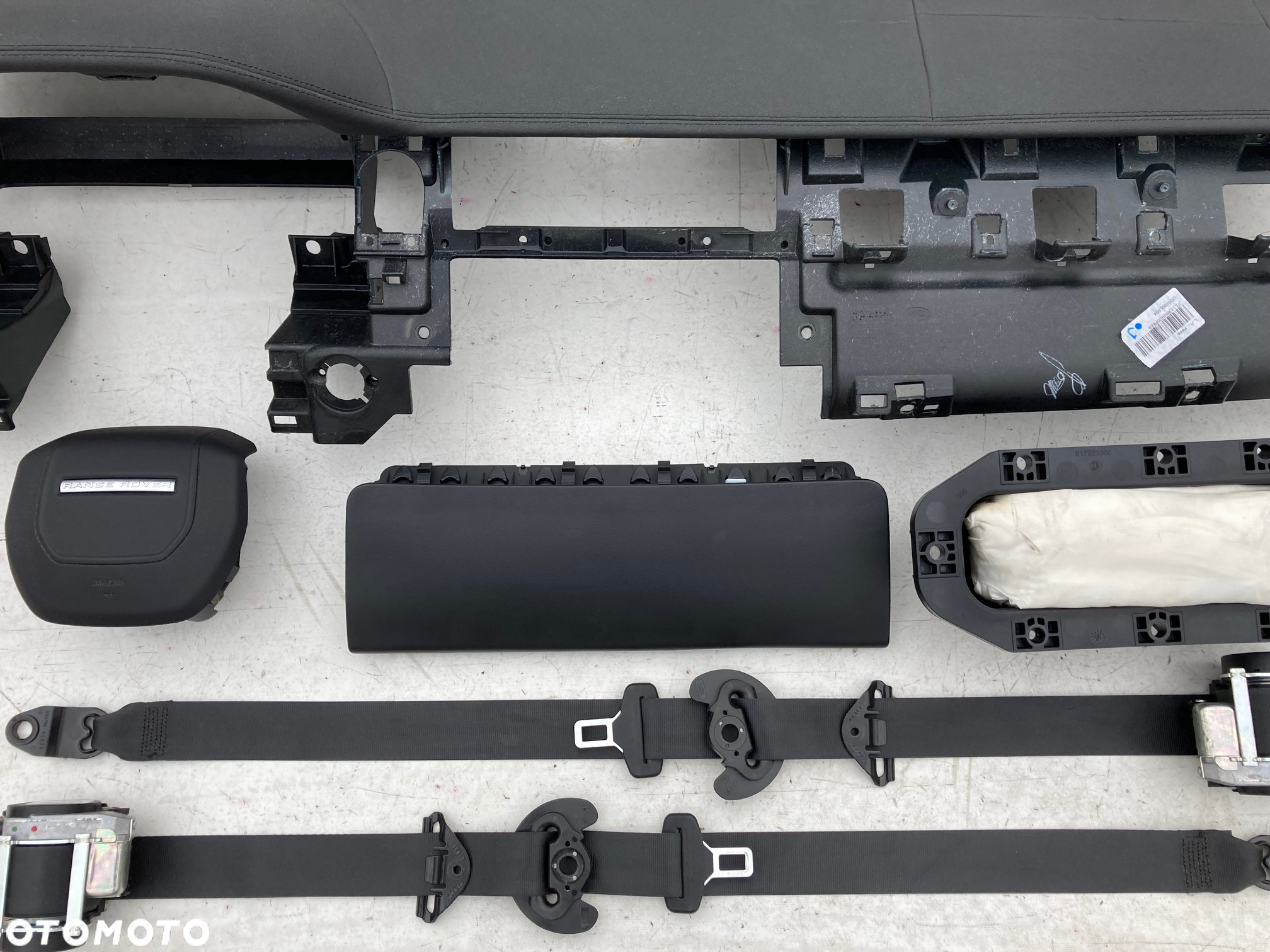 RANGE ROVER EVOQUE L538 DESKA KONSOLA KOKPIT PULPIT PÓŁKA PARAPET DASHBOARD naprawa regeneracja SKÓRA - 5