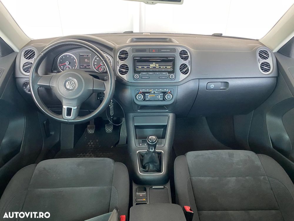 Volkswagen Tiguan - 5