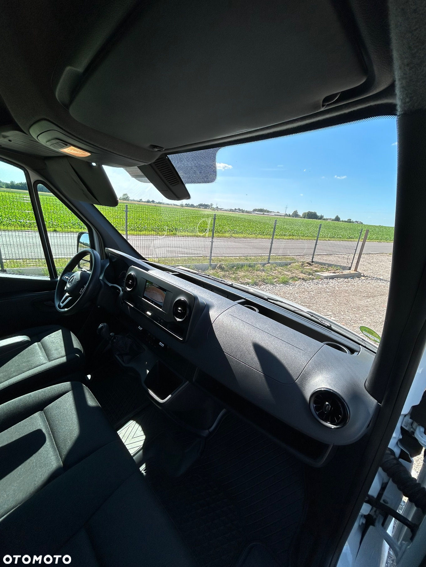Mercedes-Benz Sprinter - 27
