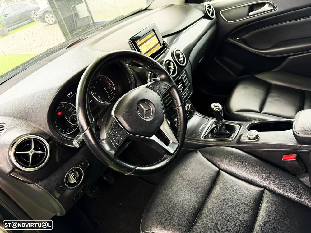 Mercedes-Benz B 180 BlueEFFICIENCY - 8